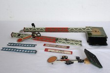 KONVOLUT EISENBAHNZUBEHÖR