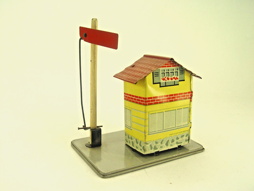 Bahnhäuschen mit signal - mit,