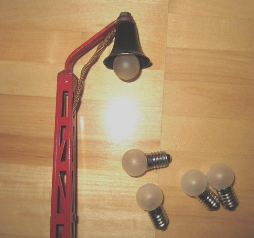Stück glühlampen e10 - 4,